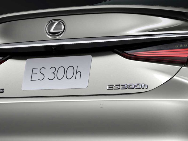 lexus-es300h-06