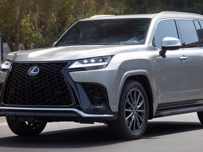 Lexus LX 600 F Sport 02