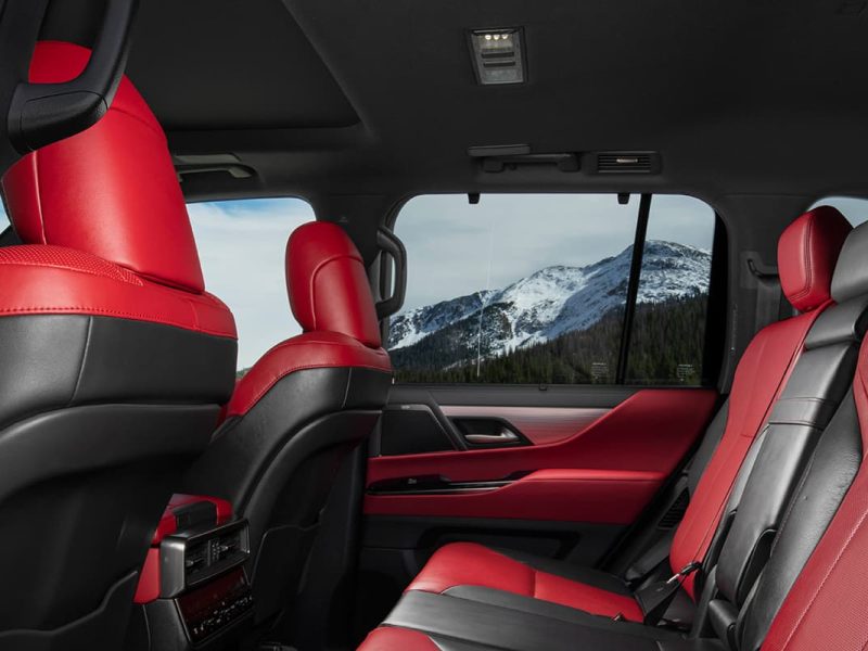 Lexus LX 600 F Sport 14