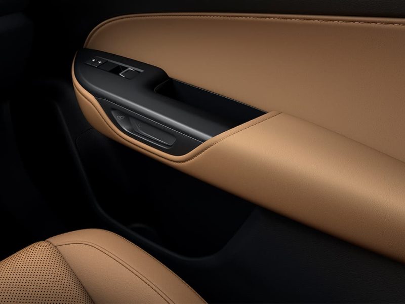 lexus-nx-350h-gallery-int-2-d