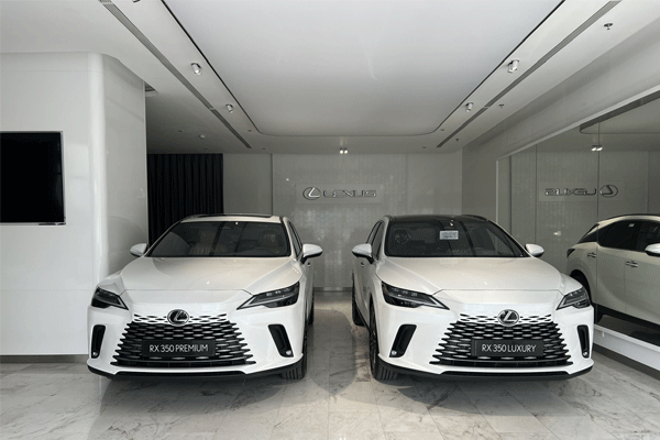 So sánh RX 350 Luxury với RX 350 Premium