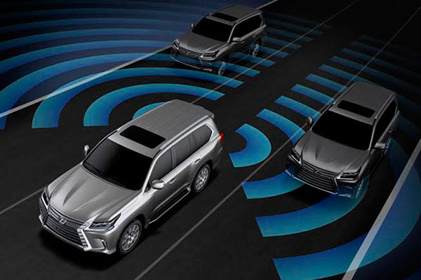 hệ thống cảnh báo điểm mù bsm trên xe lexus lx600