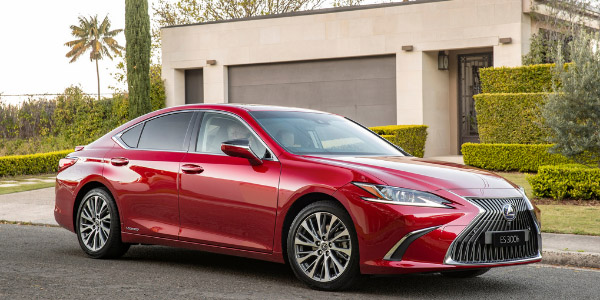 Hành trình Lexus ES