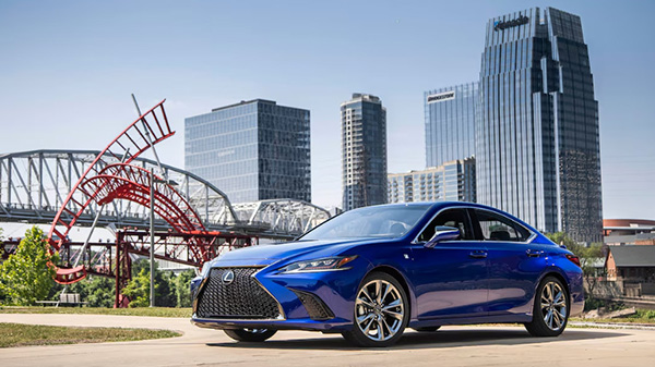 Lexus ES 250 F SPORT
