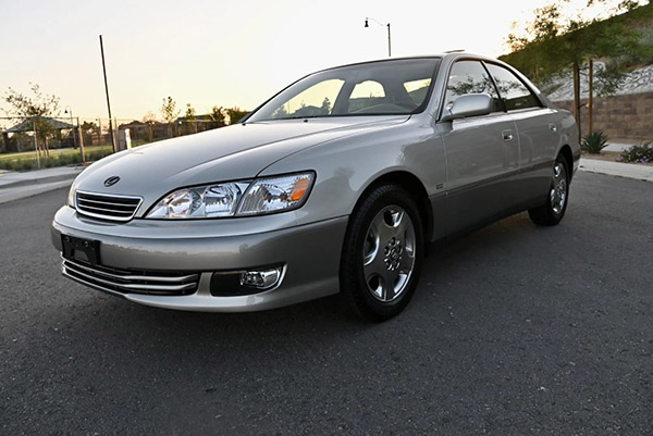 Lexus ES thế hệ thứ 4